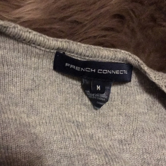 Sweater - Picture 4 of 4